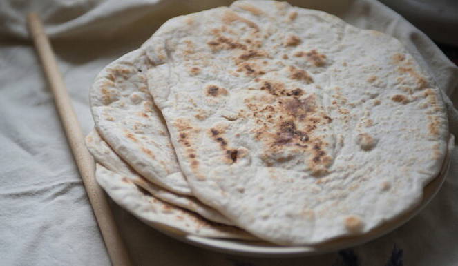 Lavash sans levure au four à la maison