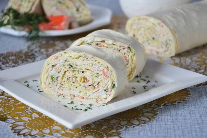 Lavash à base de bâtonnets de crabe, d'œufs et de fromage