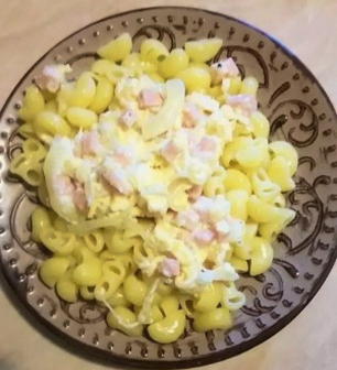 Carbonara au jambon, lait et fromage