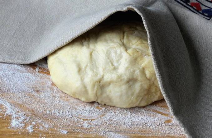 Pâte pour kystyby avec pommes de terre au lait