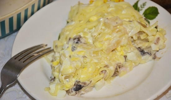 Salad with chicken, pineapple, cheese, egg and mushrooms