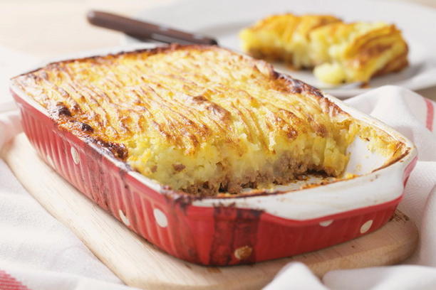 Casserole with mashed potatoes and minced chicken