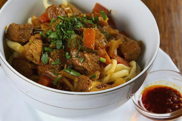 Beef lagman in a slow cooker