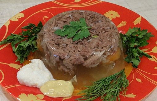 Aspic de tête de porc à la maison