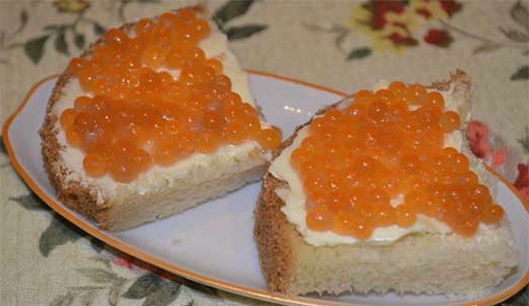 Quick salting of red trout caviar