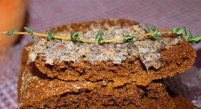 Pâté de saindoux pour l'hiver