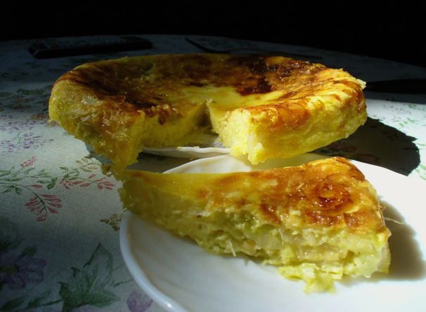 Jellied cabbage pie in a Redmond slow cooker