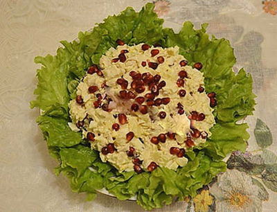 Chicken, pineapple and pomegranate salad