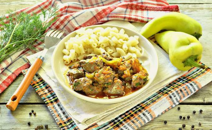 Foie de poulet aux poivrons et oignons