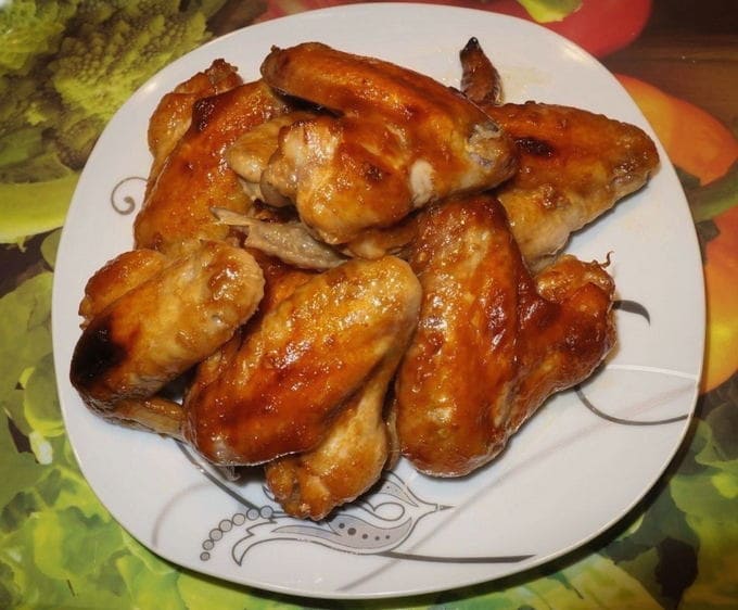 Wings with soy sauce in the sleeve in the oven