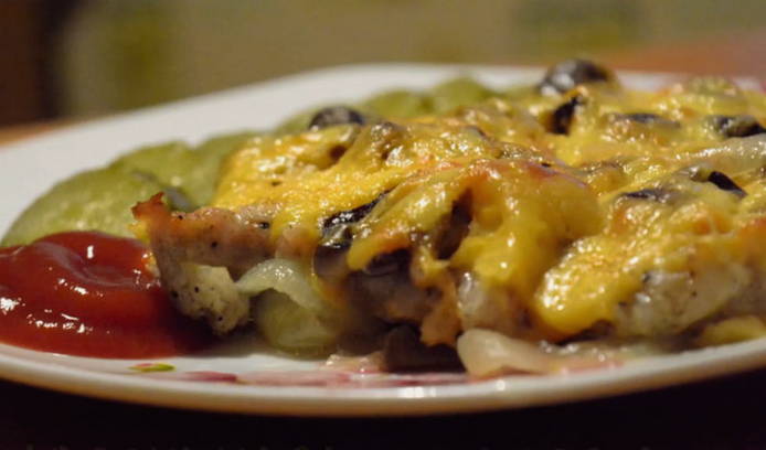 Pork tenderloin in pieces in the oven