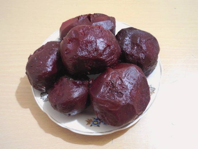 Beets in foil, whole, baked in the oven