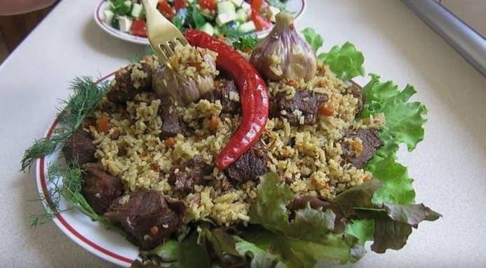 How to cook beef pilaf in a cauldron at home