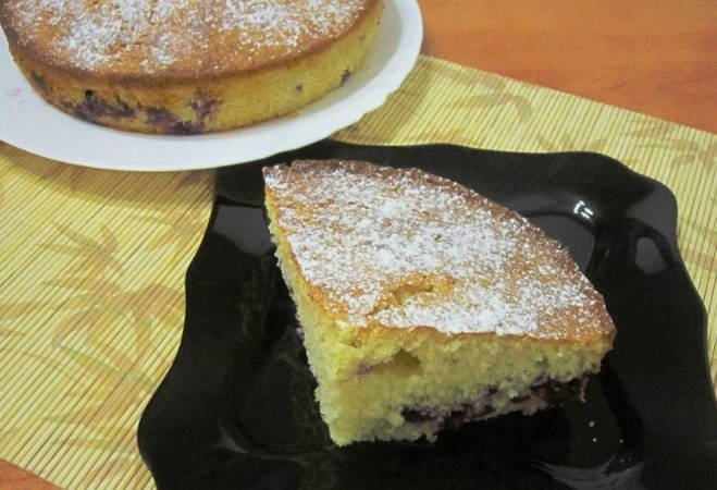 Tarte de semoule au cassis