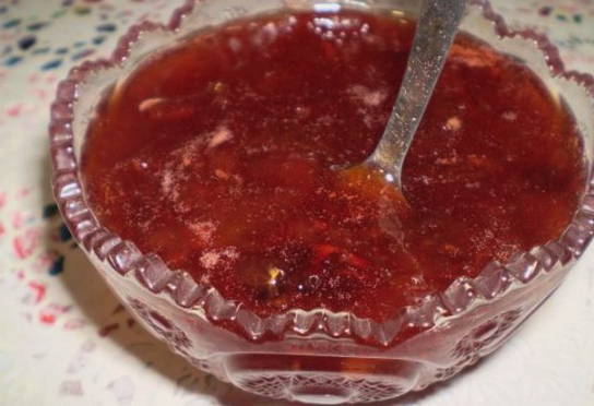 Confiture de prunes cerises à la gélatine