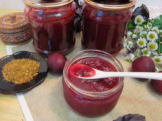 Red cherry plum sauce for meat for the winter is very tasty