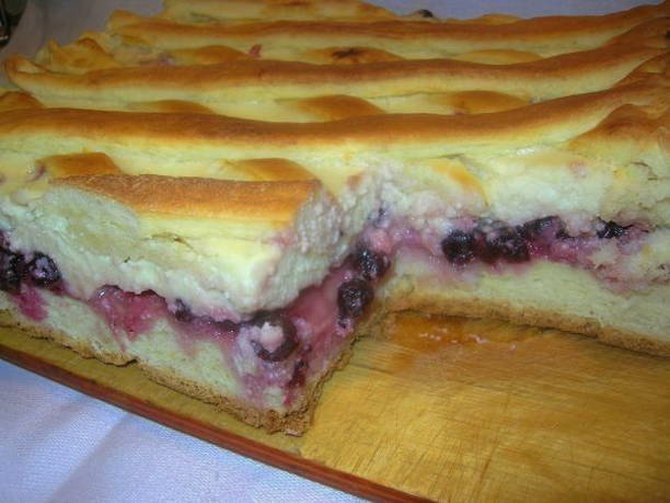 Gâteau de levure aux airelles et au fromage cottage