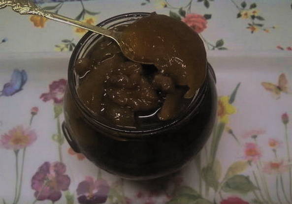 Confiture de pommes et poires avec des tranches