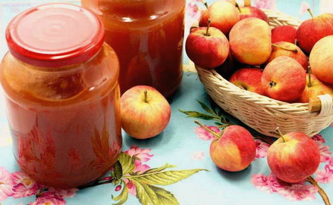 Confiture de Ranetki dans une mijoteuse