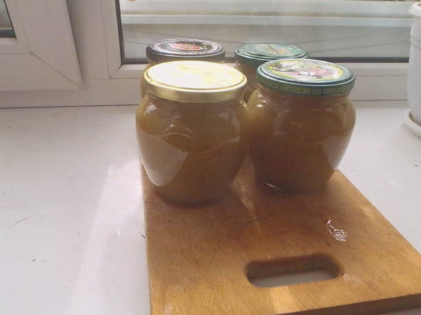 Confiture de ranetki à la gélatine pour l'hiver