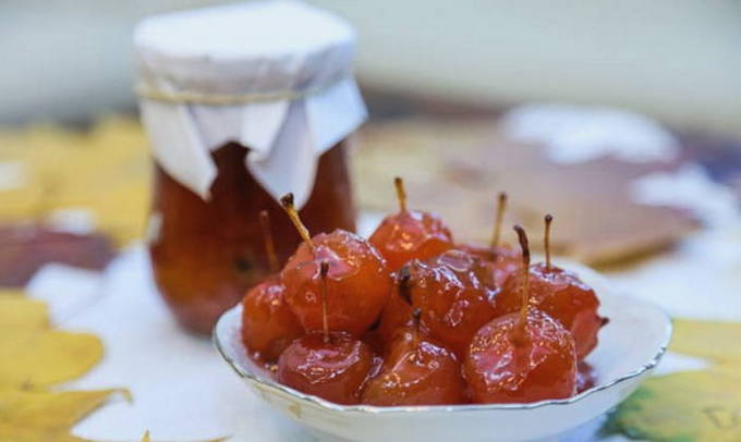 Confiture de pommes paradis pour l'hiver