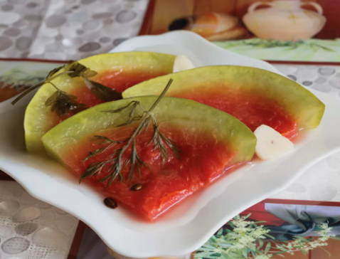 Sweet pickled watermelons for the winter