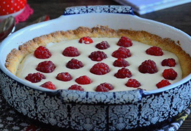 Tarte au sable aux framboises fraîches